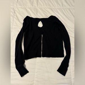 Black xsmall cropped sweater